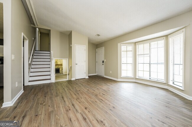 Photo - 5517 Hadrian Ct