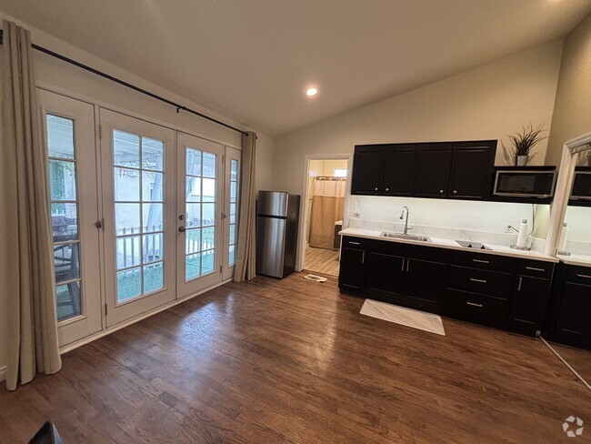 Building Photo - 4223 Los Coyotes Diagonal Unit 2 Rental