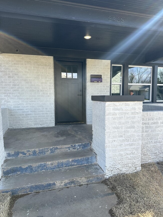 Building Photo - 2308 NW 16th St Rental