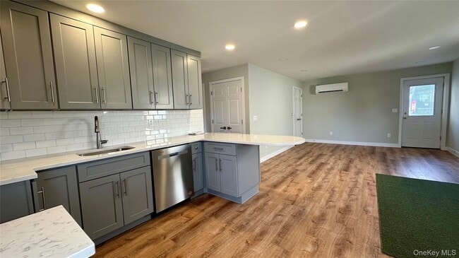 Building Photo - 27 Southridge Dr Unit 1
