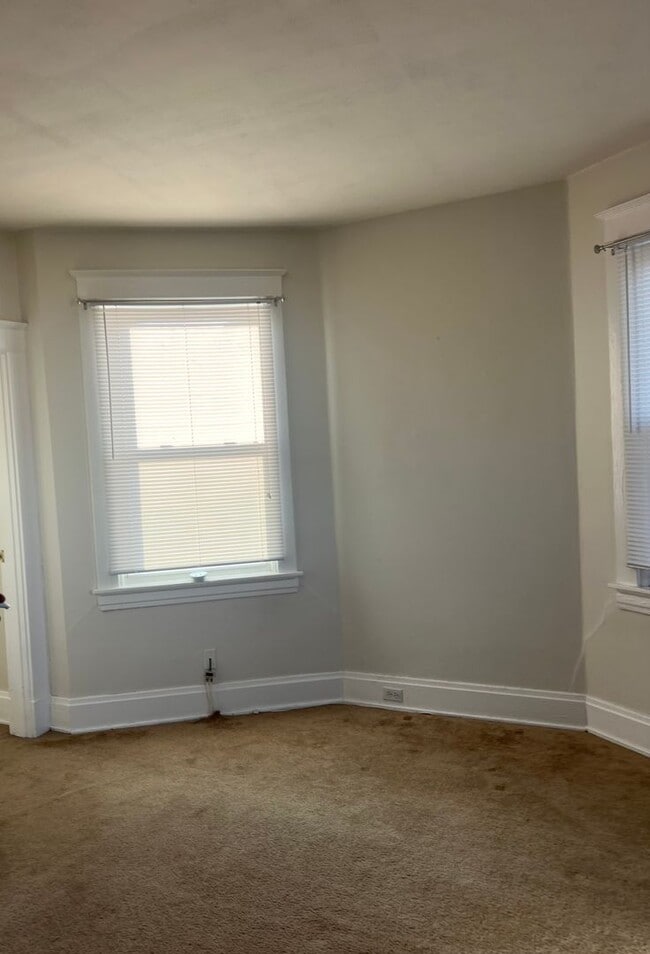Photo - 3943 Glenmore Ave Unit 3943 Glenmore  2