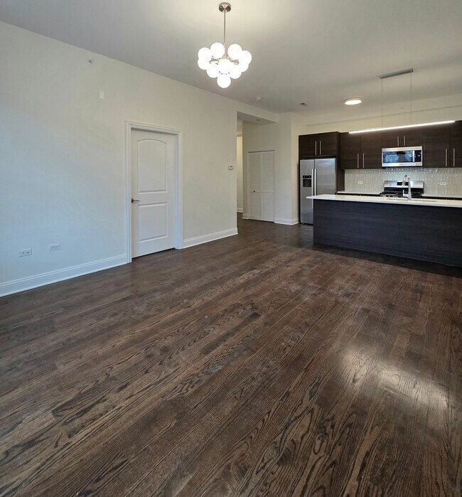 Photo - 1537 N Orleans St Unit 5H