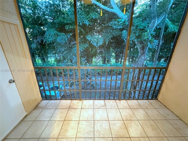 Photo - 9120 NW 40th St