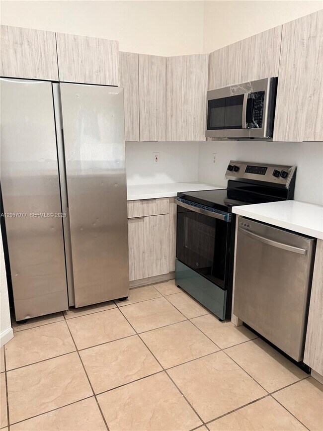 Photo - 11537 Louis St
