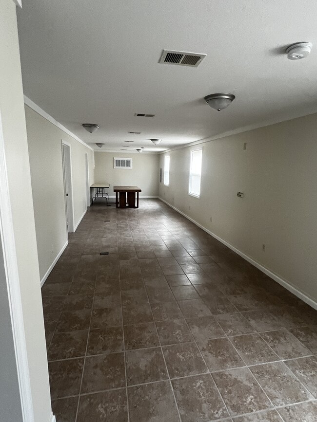 Photo - 551 N Lee Ave