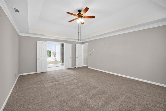 Photo - 641 Belgrave Ln