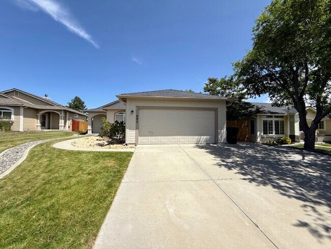 beautiful carson home with amazing yard an... - beautiful carson home with amazing yard an...