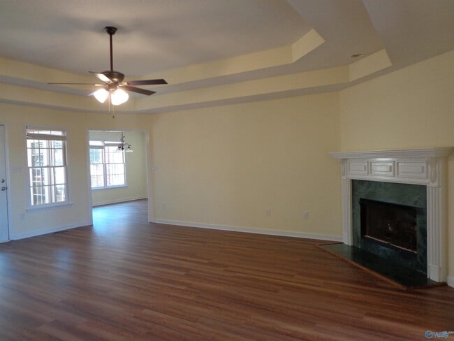 Photo - 205 Darsey Ct