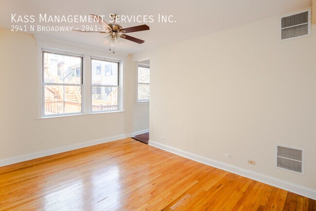 Photo - 2941 N Broadway-2941-3 Unidad 2941-3