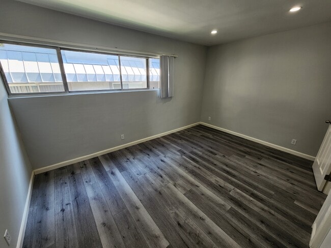 Photo - 12744 Moorpark St Unidad 3