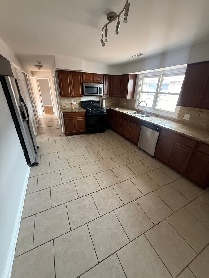 Photo - 1641 Patricia Pl Unit 2