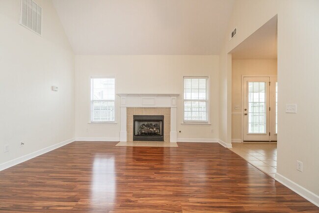 Photo - 3310 Hamberton Cir