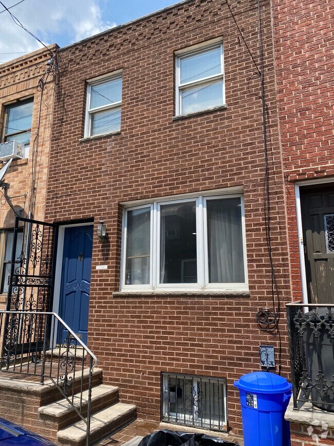 Building Photo - 907 Hoffman St Rental