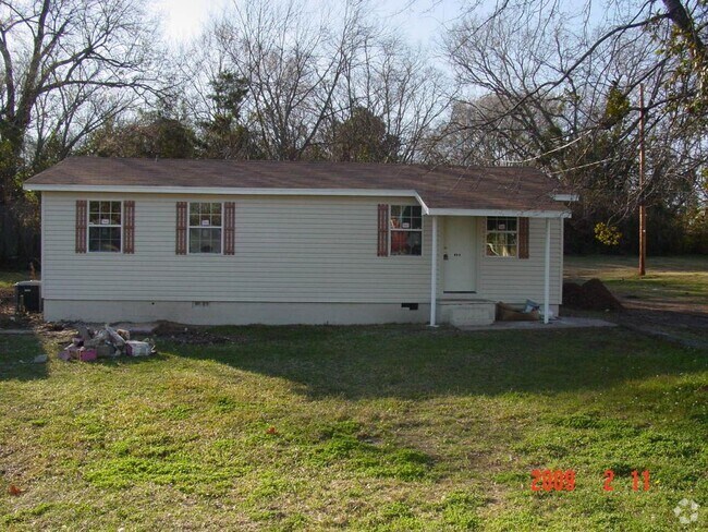 Building Photo - 105 Stevens St Rental