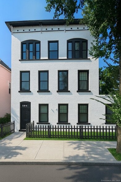 Building Photo - 522 Elm St Unit 6 Rental