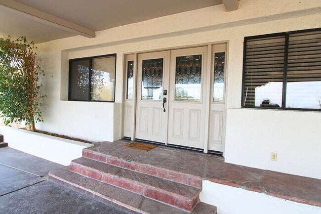 Photo - Stunning 2-beds, 2-baths Desert Retreat  in the highly desirable North Scottsdale area!