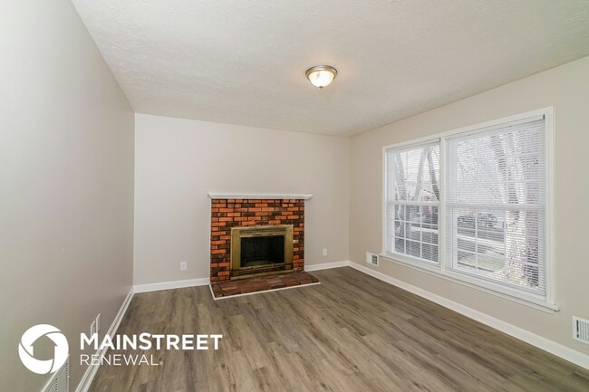 Photo - 8000 Cloverport Ct