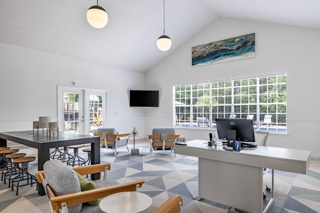 Building Photo - Trilliam