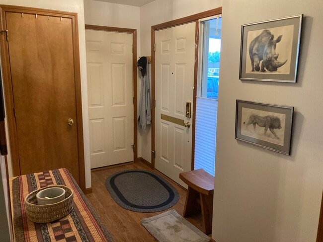 Foyer - 1408 Kentfield Way Unit #2