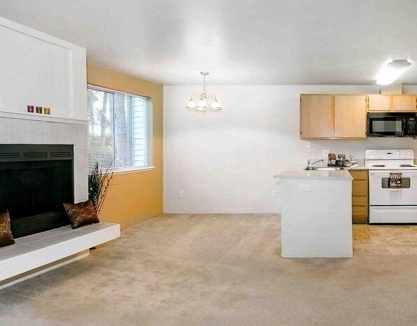 Photo - Sutter's Square