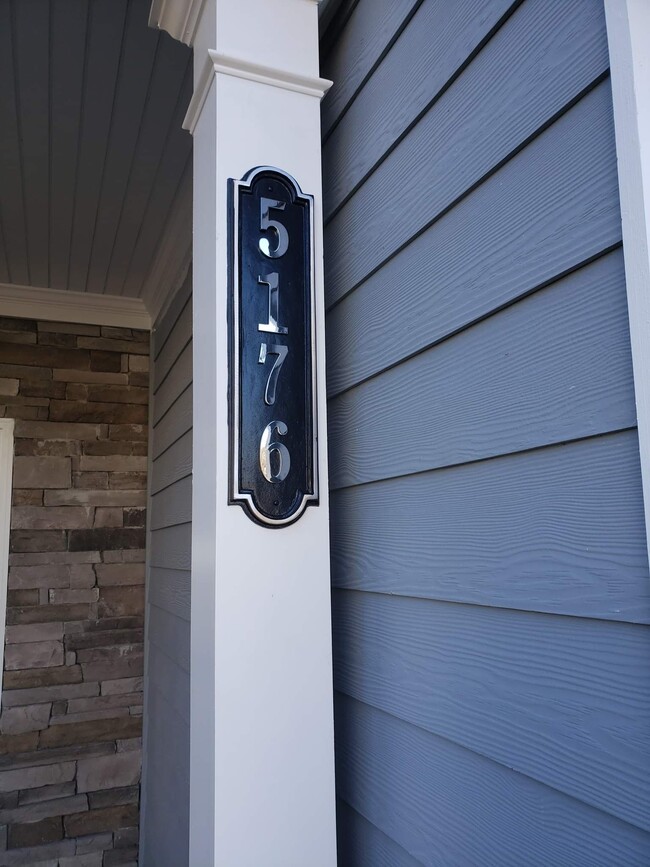 Stone Front Door Entrance - 5176 Grace Ct