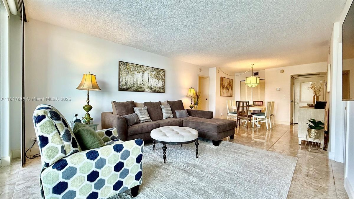 Photo - 100 Bayview Dr Condo