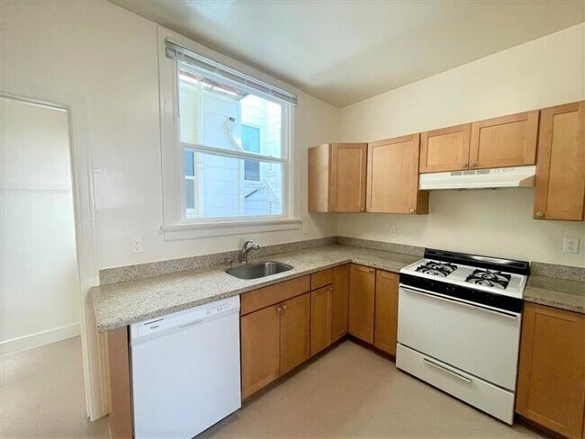 4044-4050 Geary Boulevard (601rc)