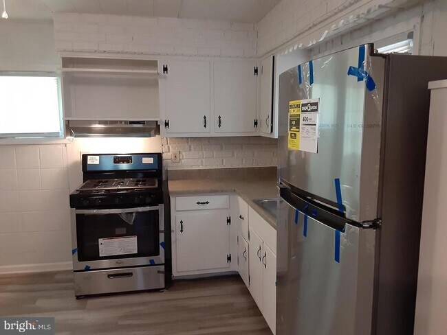 Photo - 209 Baldwin Rd