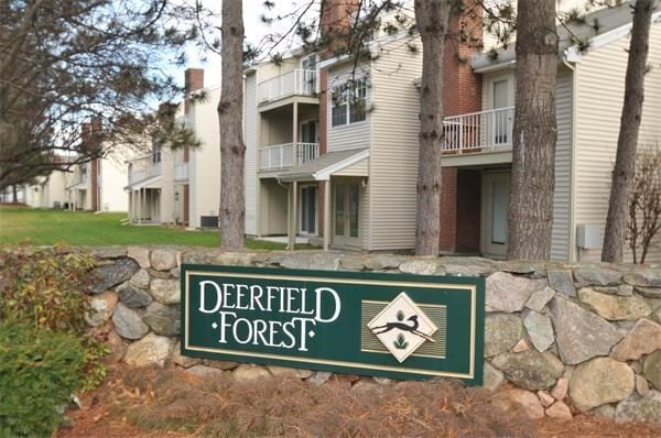 Building Photo - 34 Walden Dr Unit 3 Rental