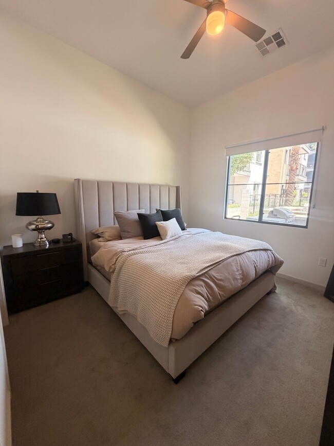 Photo - 8688 E Raintree Dr Unit 1004