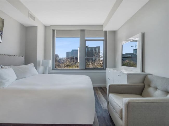 Photo - 11410 Reston Station Blvd Unit SI ID1511650P