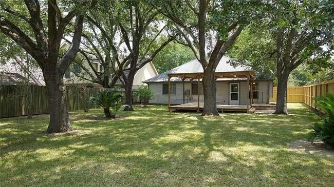 Photo - 16826 Tranquil Dr