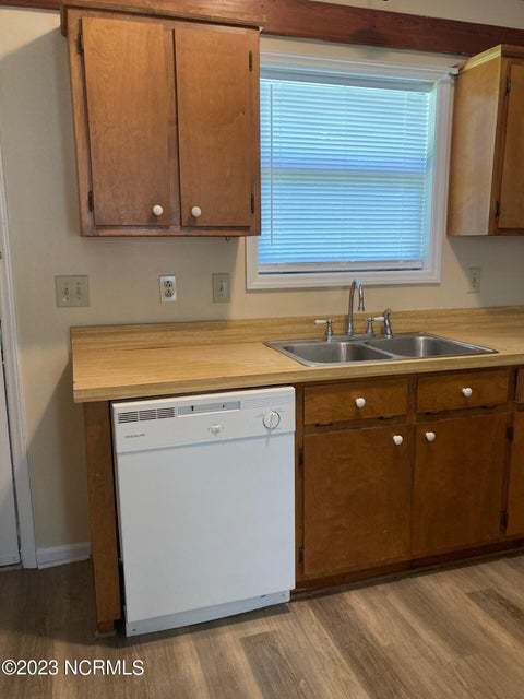 Photo - 193 Village Cir