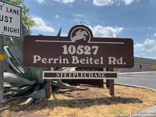 Photo - 10527 Perrin Beitel Rd (San Antonio, TX)