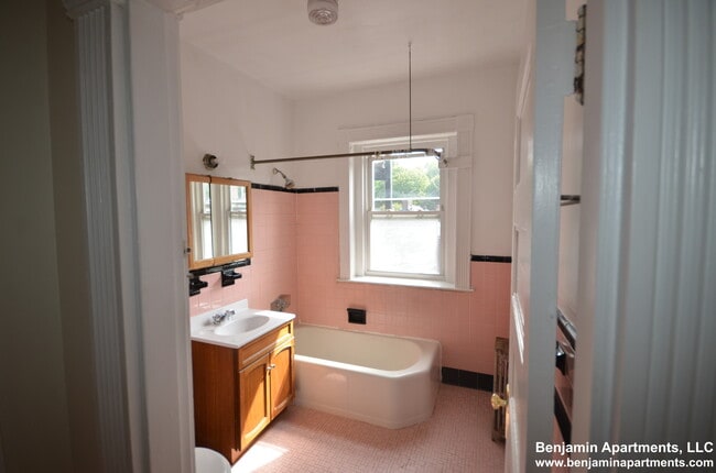 Photo - 1589 Beacon St Unit 8