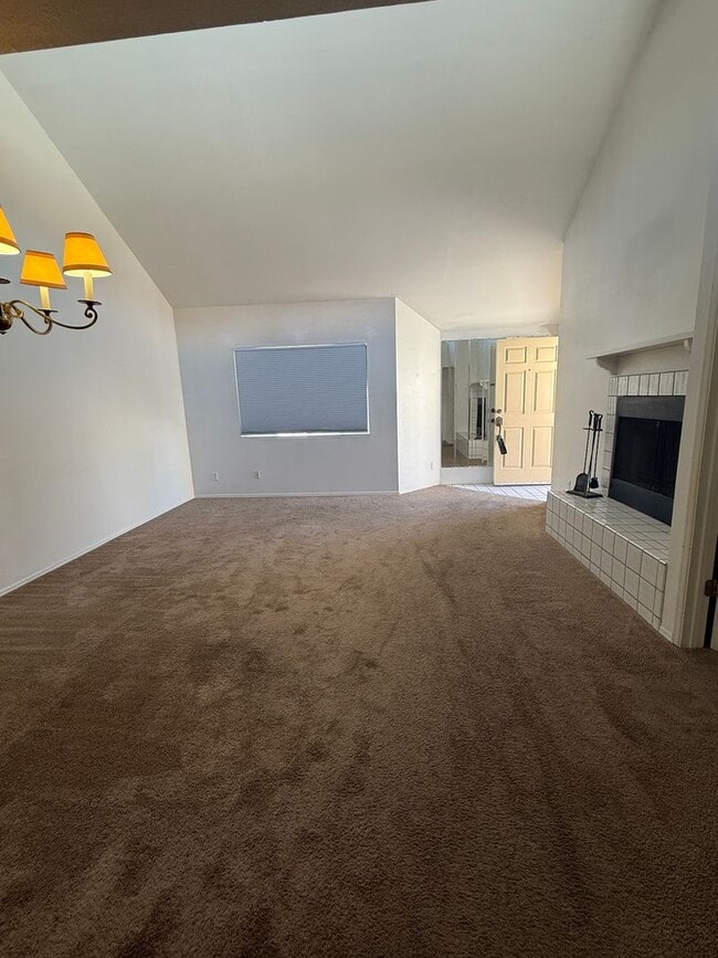 Photo - Discover your cozy desert home in this 1-b...
