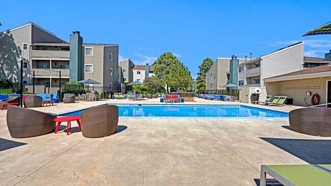 Photo - Grove at City Center