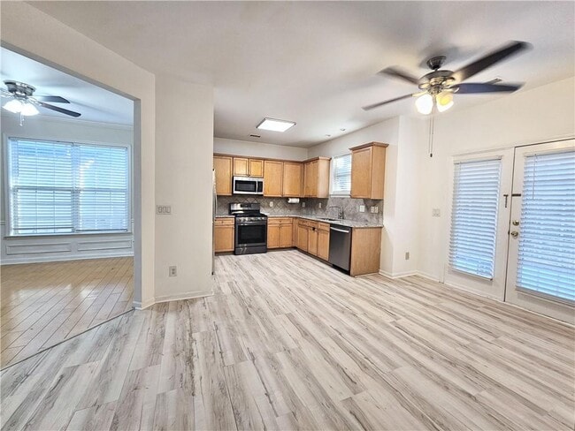 Photo - 1372 Dukes Creek Dr