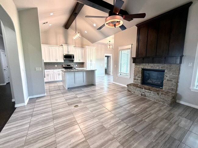 Photo - Beautiful 3BD 2BA w/ Bonus Room Located in...