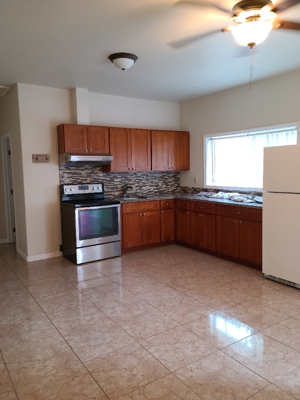 155 Hiolani St