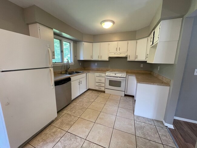 Building Photo - 289 Brooktondale Rd Rental
