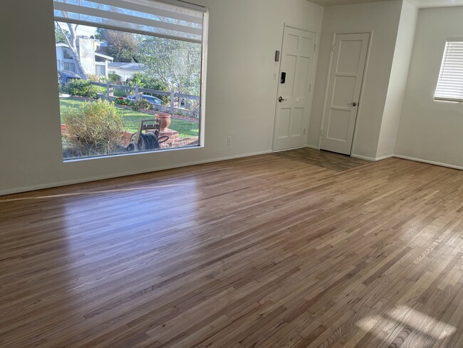 Photo - 1326 Curtis Ave