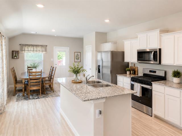 Photo - 164 Greenhill Trl