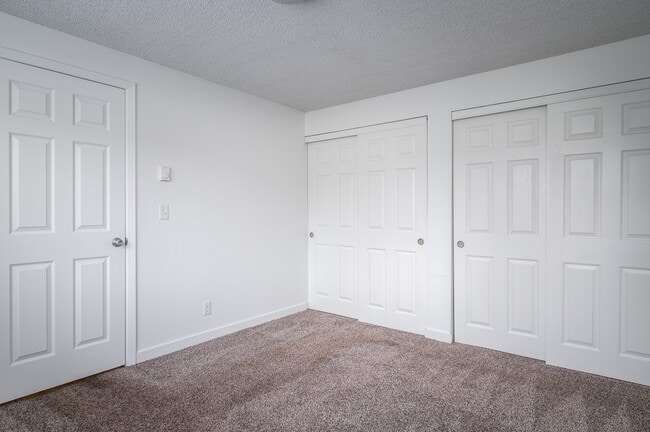 Riverwood | Bedroom with Double Closet Doors