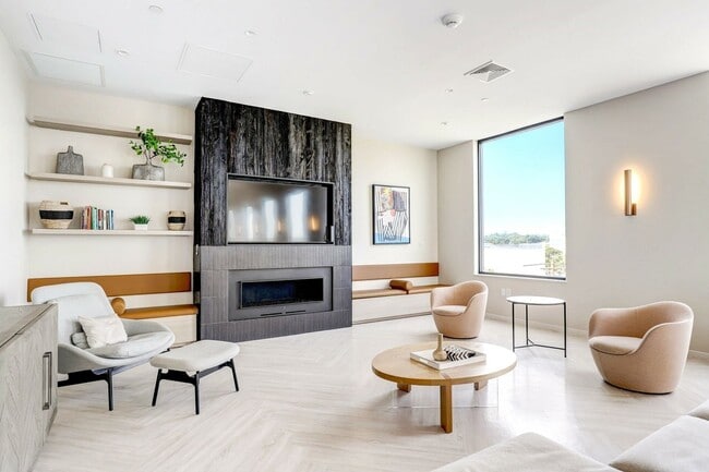 TV Lounge - The Point at Weymouth