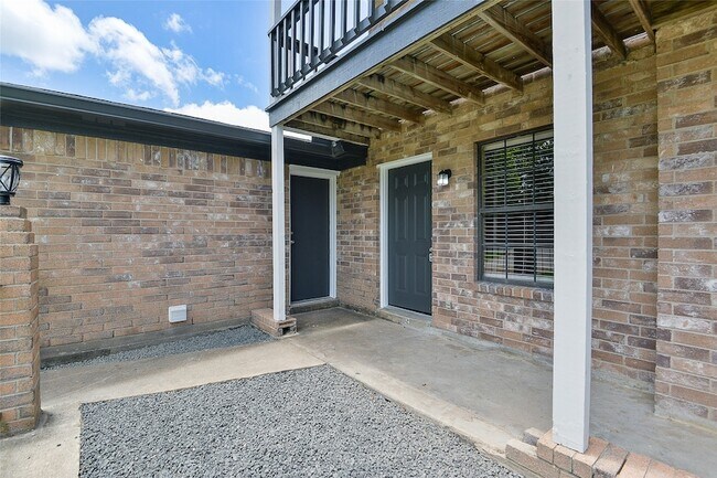 4504 Avenue L Unit 2