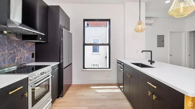 Building Photo - 2 bedroom in ASTORIA NY 11103 Unit 1G Rental