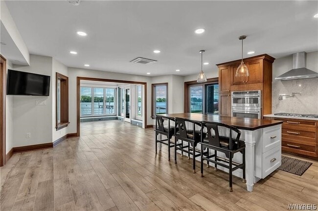 Photo - 2039 E River Rd