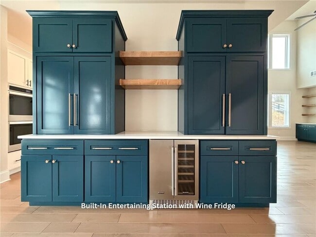 Photo - 3770 Andover St