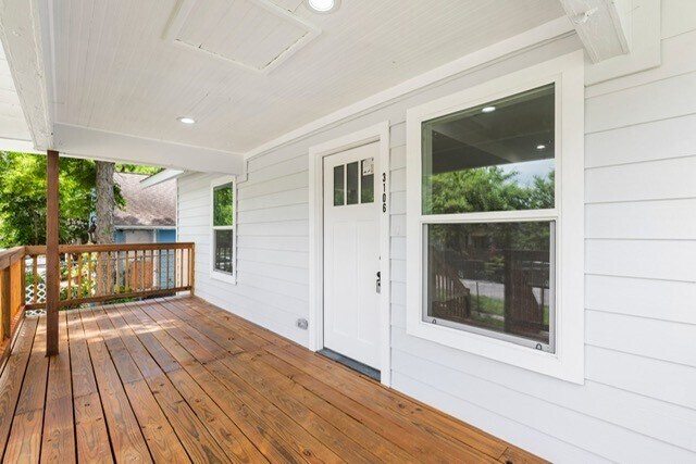 Photo - 3106 Michigan St